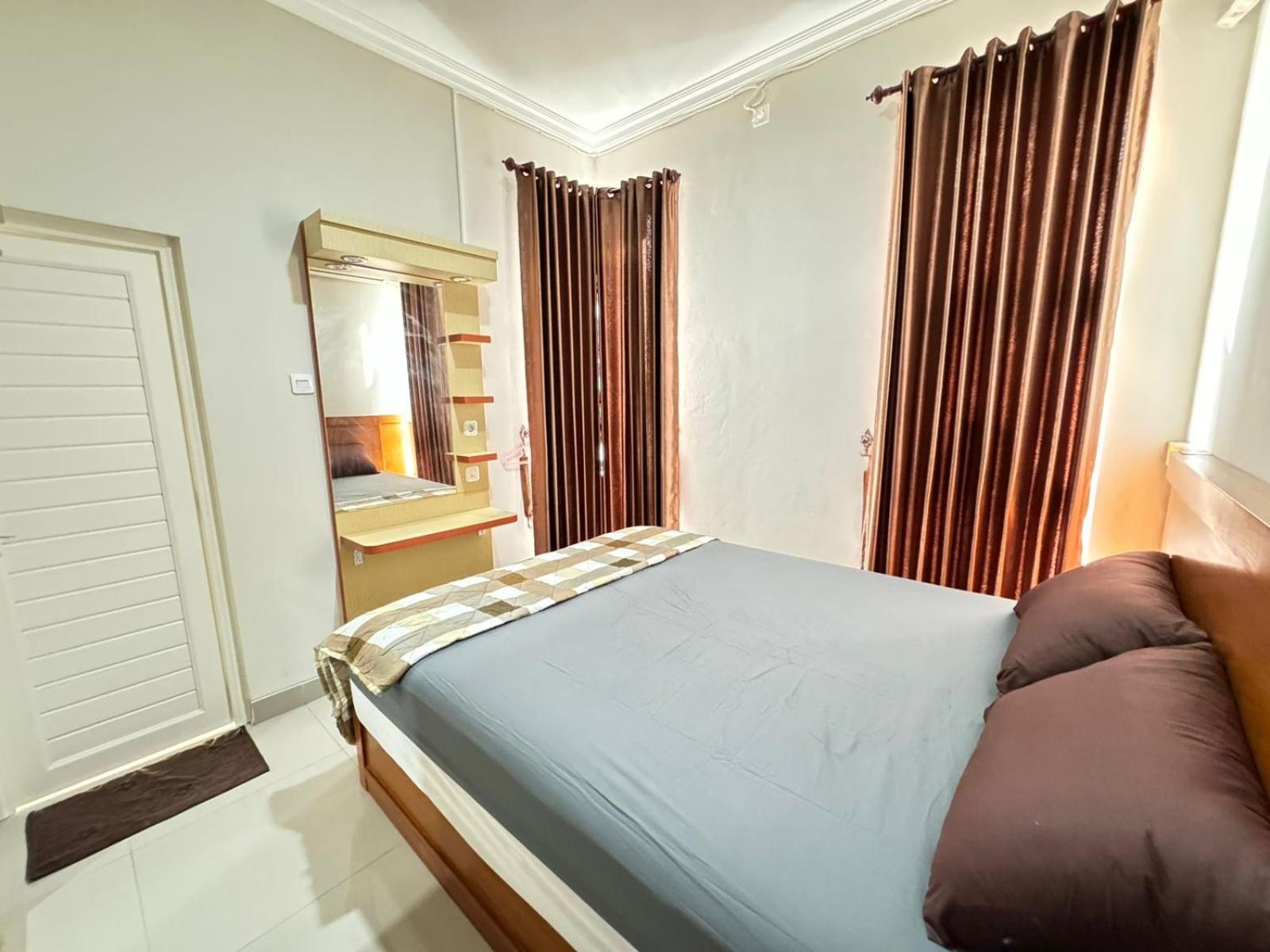 Griya Ngadimulyo Syariah Villa Ngabean Exterior photo
